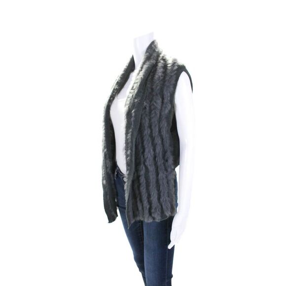 Metric Knits Womesn Sleeveless Open Front Vest Fur Gray Size Small - Picture 2 of 6